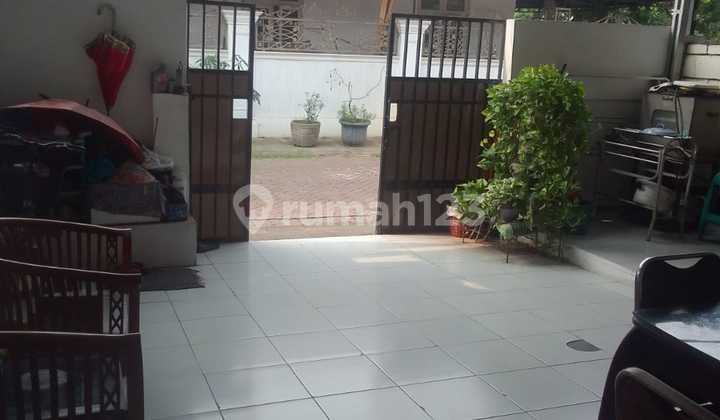 Rumah di Lingkungan Asri Kota Tangerang 2