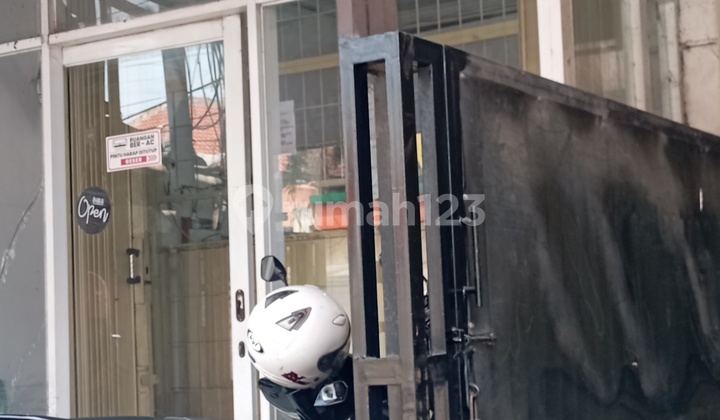 Rumah Dan Kios Untuk Usaha Di Pinggir Jalan Arya Putra Ciputat Tangsel 2