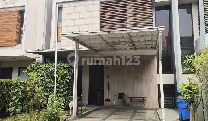 Rumah Simpel di Eminent BSD Tangerang Selatan