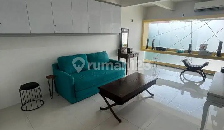 Dijual Rumah Cantik Sdh Renovasi di Bintaro Jaya Tangerang Selatan 2