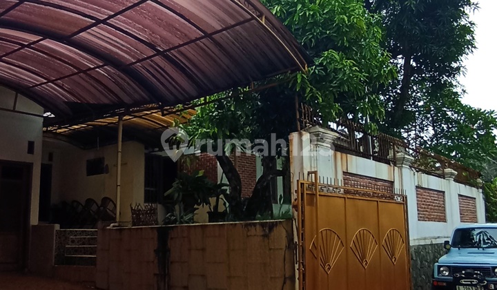 Dijual Rumah Luas Dan Sejuk Di Serua Permai Ciputat Tangerang Selatan