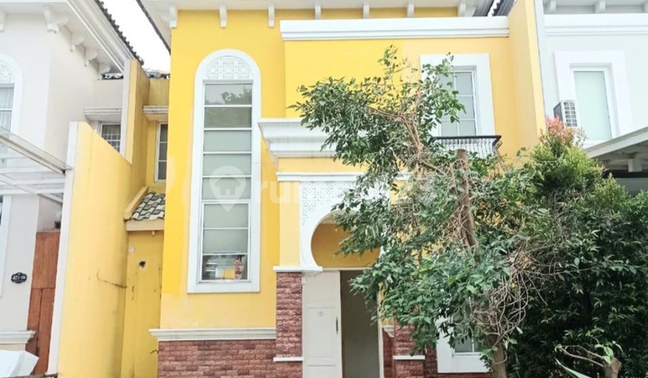 Disewakan Rumah 2 Lantai Cluster Alicante, Gading Serpong