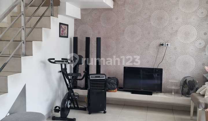 2.5-Story House in Griya Permata Cipondoh Tangerang, Ready to Occupy 2