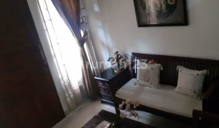 Rumah 2 Lantai Versailles BSD City Semi Furnished Jual Murah 2