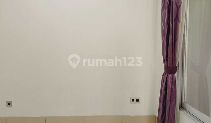 Rumah Hoek 2,5 Lantai Versailles BSD city Sebelah Taman 2