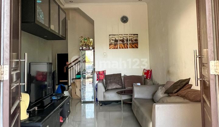 Rumah Metland 2,5 Lantai Sudah Renov Siap Huni Nempel Green Lake 2