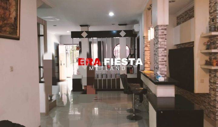 Rumah Disewakan Green Lake City Cluster East Asia Full Furnished 2