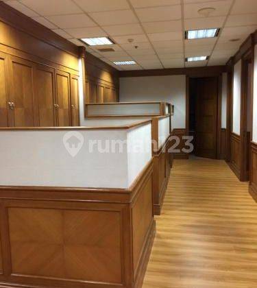 Ruang Usaha Menara Sudirman Luas 436m Full Furnished Siap Pakai 1