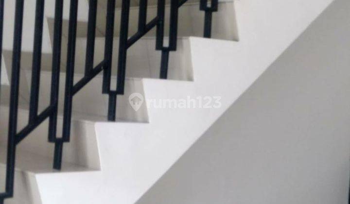 Rumah 2 Lantai Green Lake City Di Bawah Harga Pasar Jual Cepat!!! 2