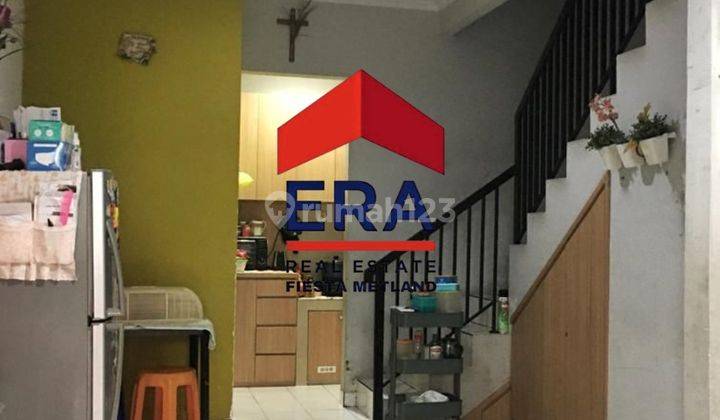 Rumah 2 Lantai Minimalis Jakarta Barat Dekat Green Lake! Murah!! 2