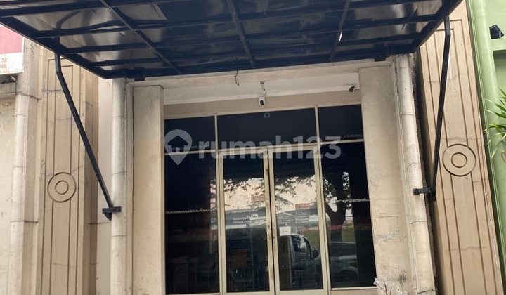 Ruko Green Lake City Facing Main Road Includes 3 AC Units Near Toll Road 1