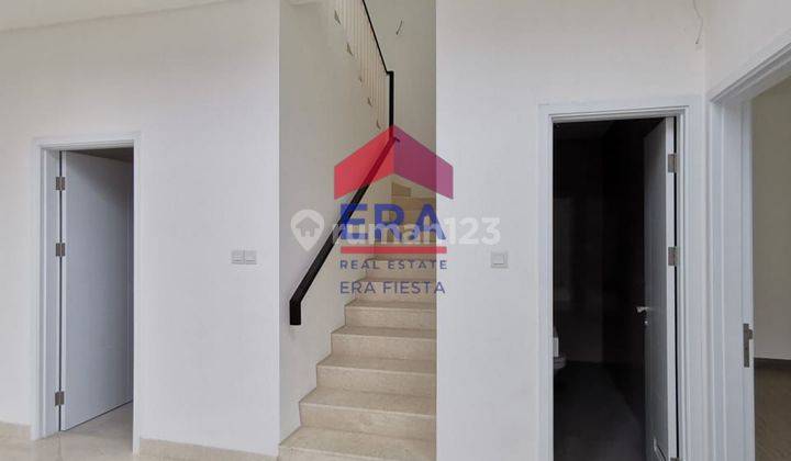 Rumah 2 Lantai Hoek The Riviera Semi Furnished Siap Huni!! 2