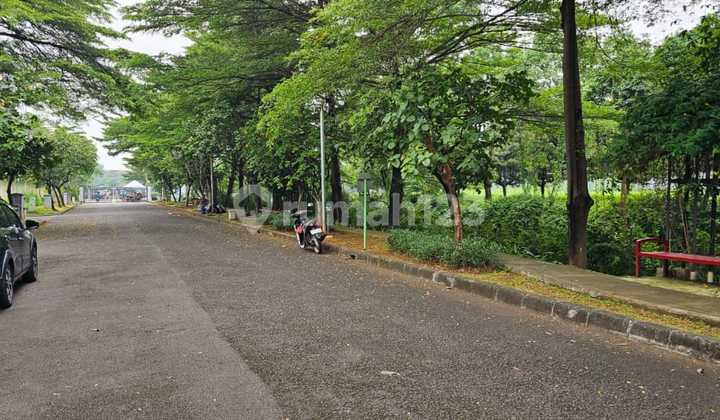 Square Corner Plot Land in Puri Botanical Near Puri Indah Square Corner Plot Land in Puri Botanical Near Puri Indah