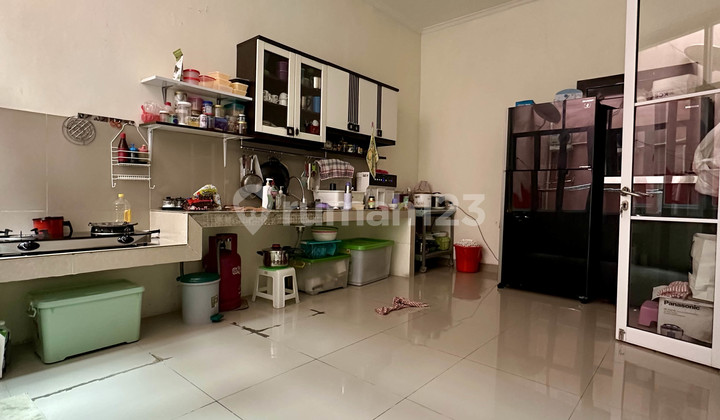 2-story house 10 x 18 in Gading Serpong Quick sale!! 2