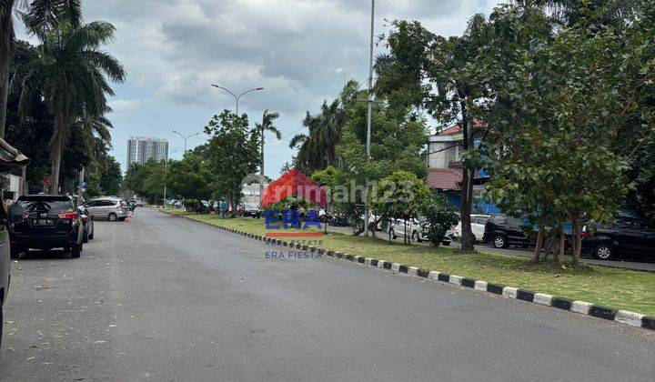 Tanah Di Puri Indah Permata Buana Depan Jalan Raya Hadap Timur 1