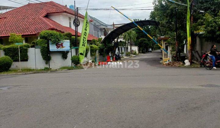 Rumah Di Puri Indah Hitung Tanah Saja Lokasi Strategis Sekali  2