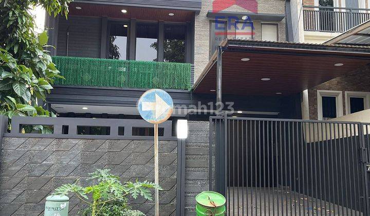 Rumah Full Furnished 2 Lantai Full Dekat Sekolahan SHM 1