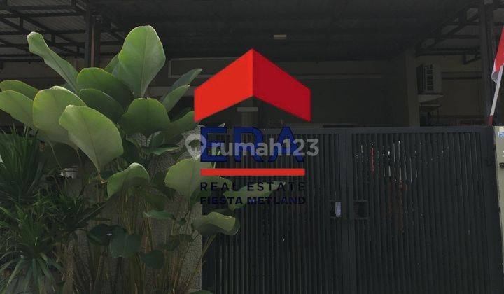 Rumah 2 Lantai Minimalis Jakarta Barat Dekat Green Lake! Murah!! 1