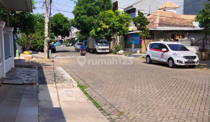 Rumah Nyaman Lokasi Strategis di Poris Paradise 1, Tangerang 2