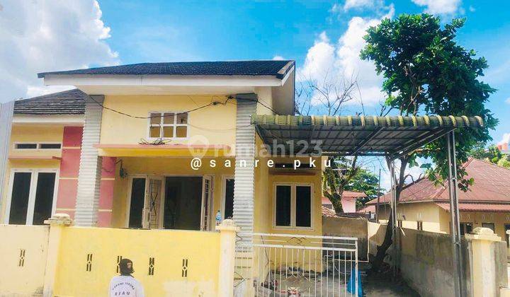 Rumah Sewa Cantik Minimalis Dibelakang Uir Marpoyan Ada Security 1