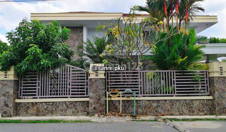 Rumah Mewah Lingkungan Elite 2 Lantai Jantung Kota, Jl. Dr. Sutomo, Dekat Polsek Limapuluh 2