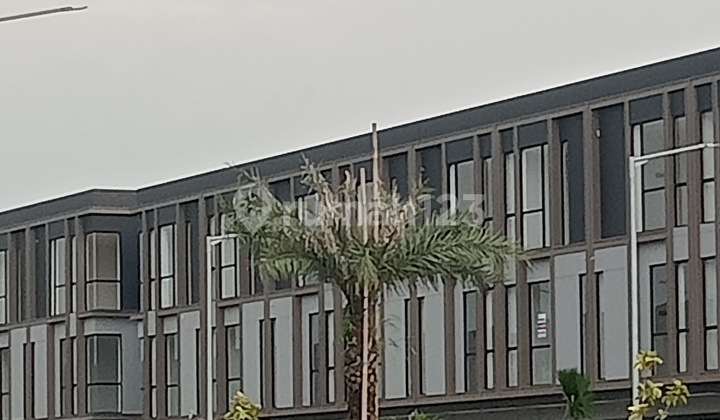 For Sale 3-Story Shop House, Profitable Investment in Park Serpong Legok Tangerang 2
