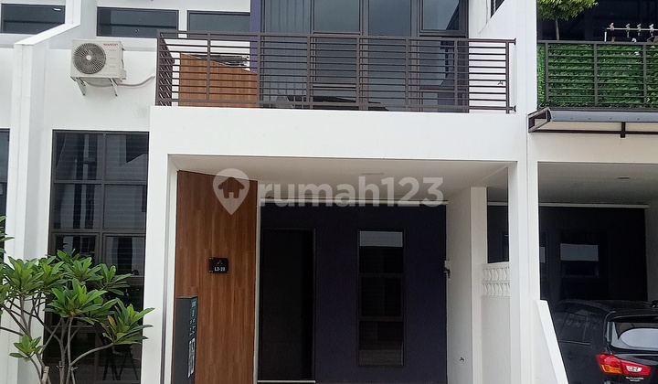 Rumah 2 Lantai , Siap Huni Dengan 4 Kamar Tidur Di Cluster Kristal Aryana Karawaci Tangerang 2