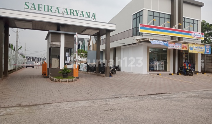 Single-Story Scandinavian House and Strategic Location in Aryana Karawaci Tangerang