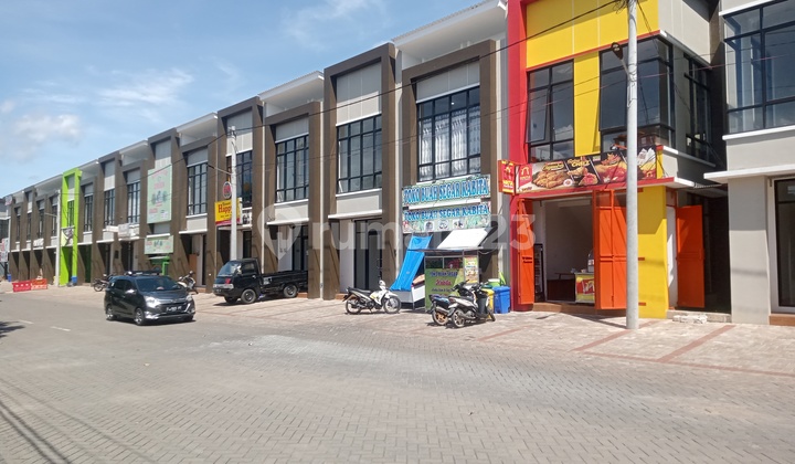 Disewakan Ruko 2 Lantai Dengan Lokasi Strategis Di Aryana Karawaci Tangerang 2