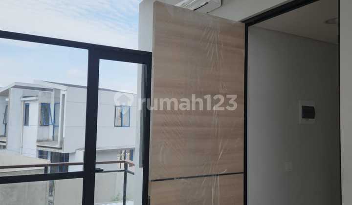 For Rent: 2-Story House, Neat and Clean, in Cendana Garden, Tangerang