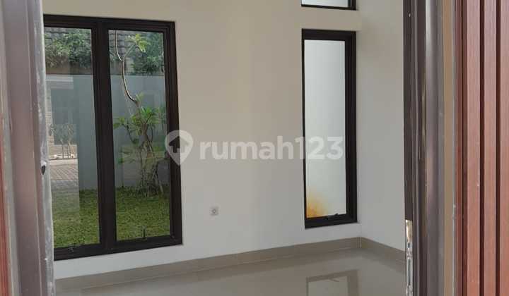 Rumah Murah Di Jalan Raya Binong Karawaci Tangerang Rumah Murah Di Jalan Raya Binong Karawaci Tangerang