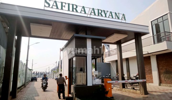 Rumah Cantik Dan Siap Huni Di Cluster Safira Aryana Karawaci Tangerang