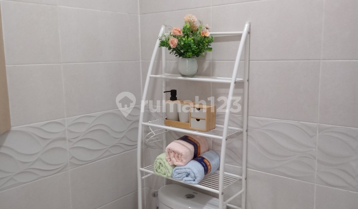 For Sale: Modern and Ready-to-Occupy House in Safira Aryana Cluster, Karawaci, Tangerang 2