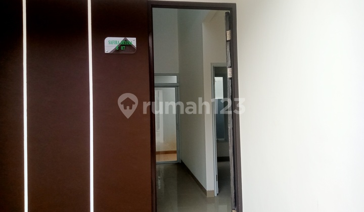 Single-Story House with Affordable Installments and Ready to Occupy in Aryana Karawaci Tangerang. 2