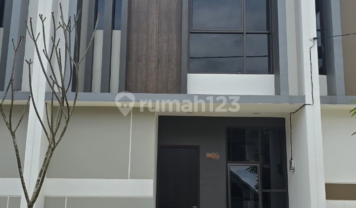 Rumah Baru 2 Lantai Di Jalan Utama Raya Binong Lippo Karawaci Tangerang Rumah Baru 2 Lantai Di Jalan Utama Raya Binong Lippo Karawaci Tangerang