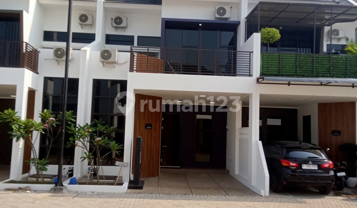 Rumah Full Furnished 2 Lantai Dinjual Di Cluster Kristal Aryana Karawaci Tangerang