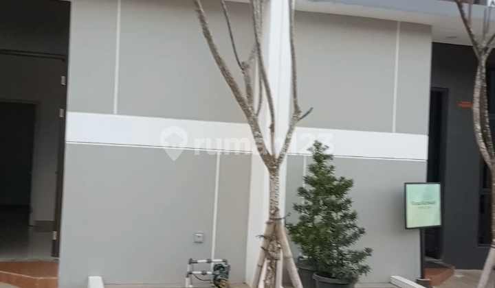 Dijual Rumah Dengan Lokasi Di Jalan Boulevard Viona Karawaci Tangerang 2