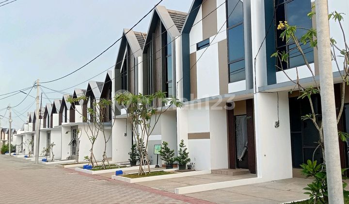 Ready-to-Occupy House Meta Safira Aryana Karawaci Tangerang