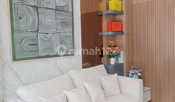 Rumah cantik  dan Asri di Viona karawaci Tangerang
