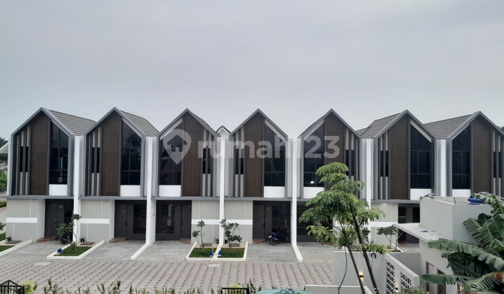 Dijual Rumah 2 Lantai dengan 3 Kamar Tidur dan 2 Kamar Mandi di Viona Karawaci Tangerang