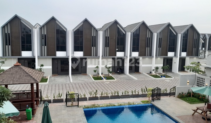 Rumah 2 Lantai dan Strategis Dekat dengan Lippo Kaarawaci Tangerang