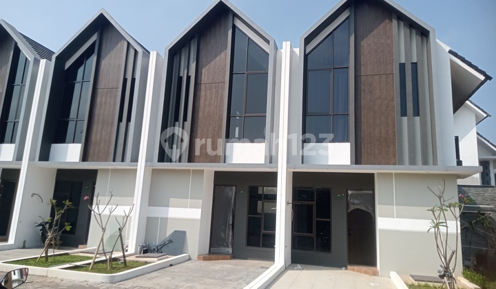 Rumah Cantik 2 Lantai Dan Lokasi Strategis Di Viona Karawaci Tangerang