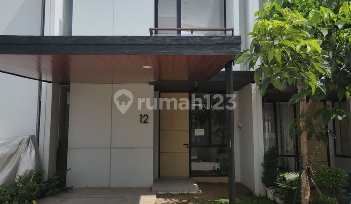 Rumah 2 Lantai Di Sewakan Di Lippo Karawaci Utara Tangerang