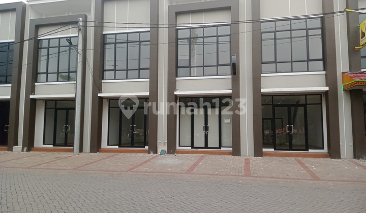 For Sale: Aryana Karawaci Tangerang Shophouse, 2-Story Building, Ready to Occupy