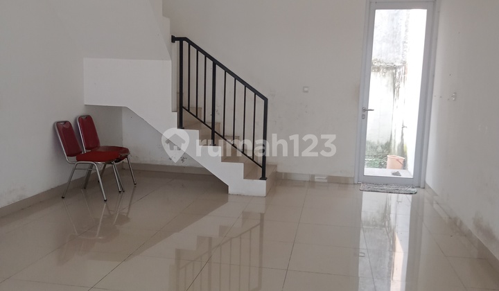 2-Story Shophouse Ready to Occupy at Affordable Price in Aryana Karawaci Shophouse, Tangerang 2