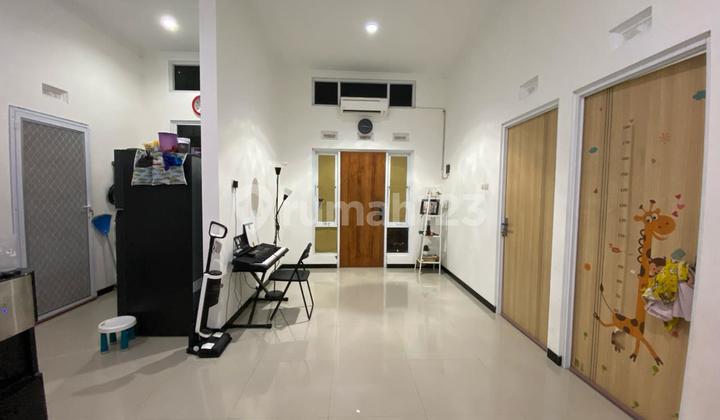 Rumah Cantik D Jl Suhada  2