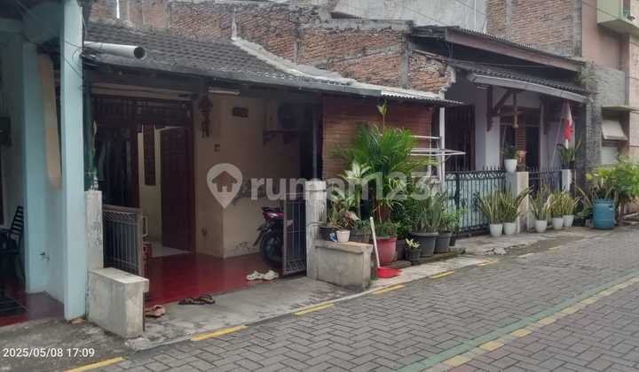 Rumah Second Bebas Banjir D Tgh Kota Dgn Lingkungan Yg Aman Nyaman  1