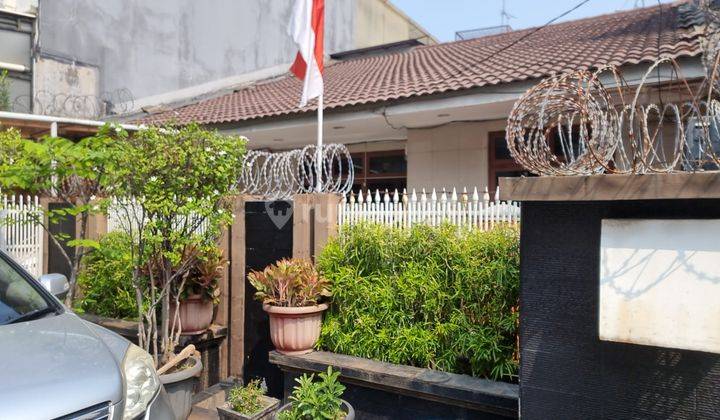 Rumah Bagus Unfurnished SHM di Pluit, Jakarta Utara 1