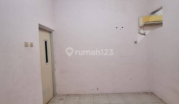 Rumah Bagus Unfurnished SHM di Dadap, Tangerang 2