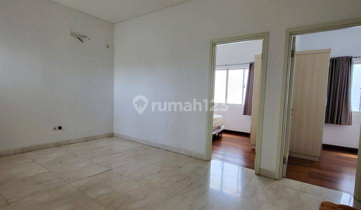 Rumah Kontrakan 2 Lantai Bagus Furnished SHM di Pantai Indah Kapuk, Jakarta Utara 2